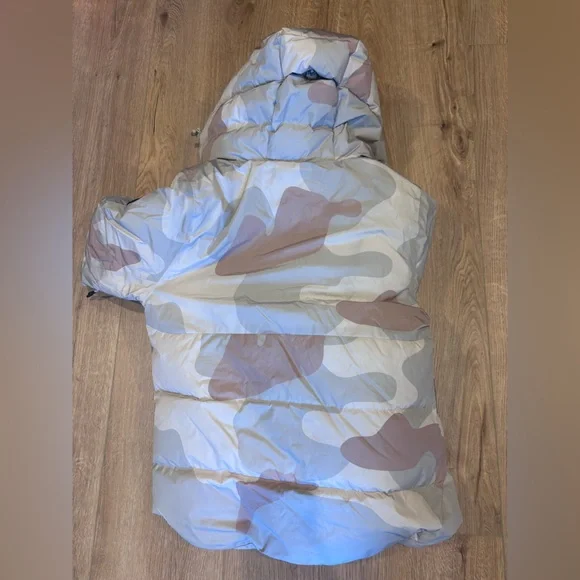 New Free People x Holden Women's Ashley Down Puffer Ski Jacket  Camo sz medium - Picture 8 of 8